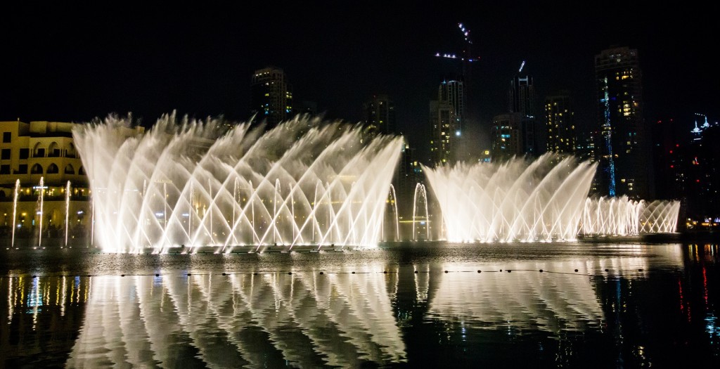 Dubaj - zpívající fontána
