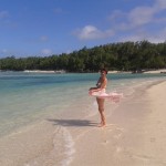 Mauricius - Růženka na pláži Ile aux Cerfs