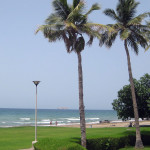 Omán - Muscat - hotel Grand Hyatt - zahrada + pláž