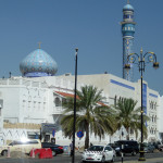 Omán - Muscat - před tržnicí