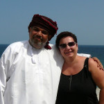Omán - Tiwa - Wadi Shab - Marcela s místním ománským mužem