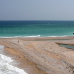 Omán - pobřeží ve vesničce Tiwa