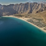 Omán - Six Senses Hideaway Zighy Bay - pohled na utajenou zátoku v horském masívu