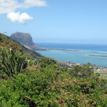 Mauritius - výlet na Chamarel - výhled na pobřeží Le Morne