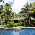 Seychelly - osrov Praslin - hotel Paradise Sun - bazén v zahradě