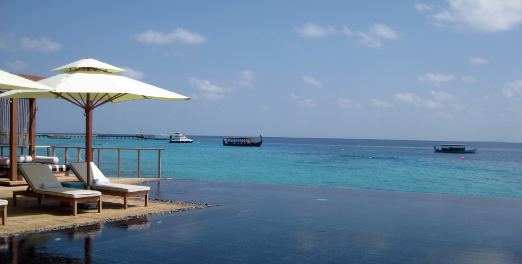 Maledivy-Viceroy-bazén
