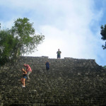 Mexiko-Calakmul-těch-schodů-je-opravdu-hodně