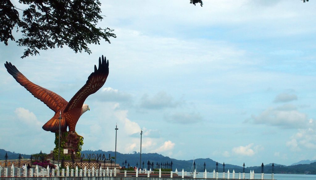 Malajsie-ostrov-Langkawi-bájny-pták-Garuda