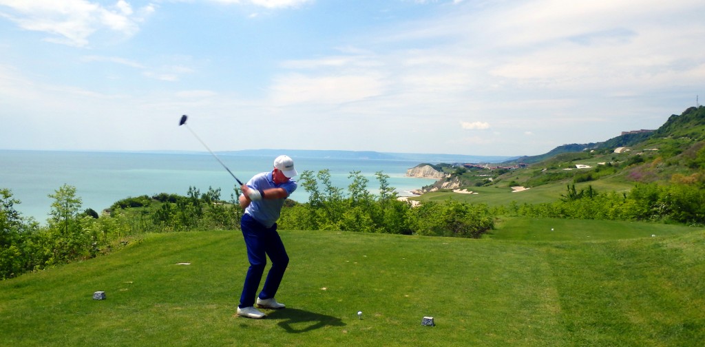 Golf-Bulharsko-Thracian-Cliffs-golfový-turnaj-Snail-Travel-Cup
