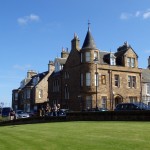 Golf-Skotsko-St.Andrews-historické-centrum