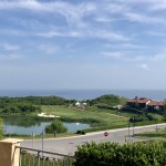 Golf-Bulharsko-Thracian-Cliffs-panorama-z-Hill-Side