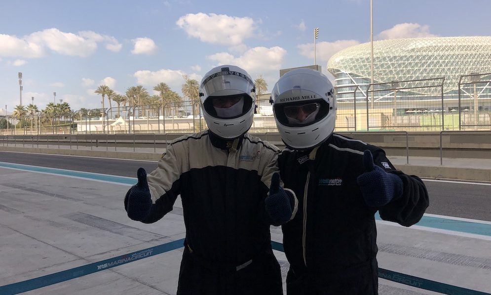 Abu Dhabi - testovani F1