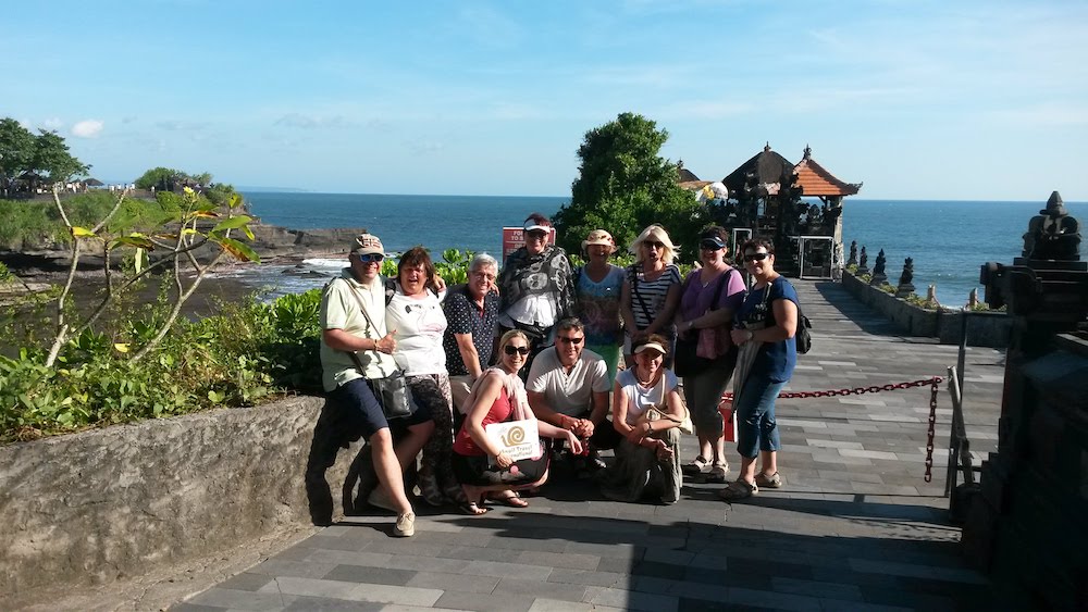 Bali - skalni chram Tanah Lot